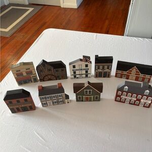 Cats Meow 9 Village Wooden Decor Set